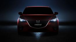 Mazda 3 III sedan (2014) - przód - reflektory włączone