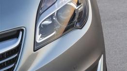 Opel Meriva II Facelifting (2014) - lewy przedni reflektor - wyłączony