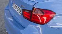 BMW M3 F80 Sedan (2014) - prawy tylny reflektor - wyłączony