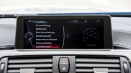 BMW M3 F80 Sedan (2014) - ekran systemu multimedialnego