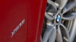 BMW X4 (2015) - emblemat boczny