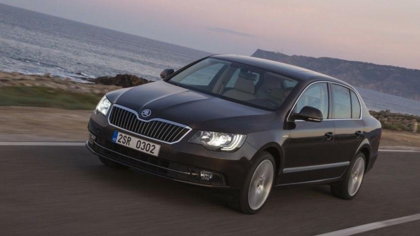 Skoda Superb Ii Sedan Facelifting Silniki Dane Testy Autocentrum Pl