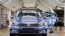 Volkswagen Passat B8 sedan (2015) - taśma produkcyjna