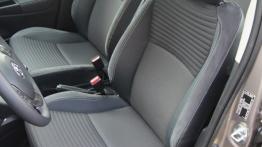 Toyota Yaris III Facelifting 1.33 - galeria redakcyjna - fotel kierowcy, widok z przodu