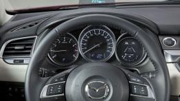 Mazda 6 III Sedan Facelifting (2015) - zestaw wskaźników