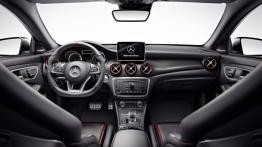 Mercedes-AMG CLA 45 Shooting Brake (X117) - pełny panel przedni