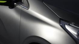 Peugeot 208 Hatchback 3d Facelifting THP Ice Silver (2015) - prawe przednie nadkole