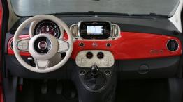 Fiat 500 II Cabrio Facelifting (2015) - pełny panel przedni