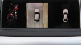 BMW X6 F16 xDrive30d 258KM - galeria redakcyjna - ekran systemu multimedialnego