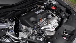 Honda Civic sedan 4d - galeria redakcyjna  - silnik solo
