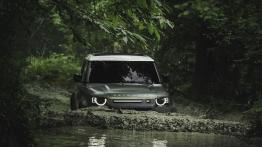 Land Rover Defender (2020) - widok z przodu