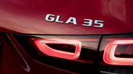 Mercedes-AMG GLA 35 4MATIC - emblemat
