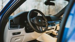 BMW X6 - galeria redakcyjna - widok ogólny wnêtrza z przodu