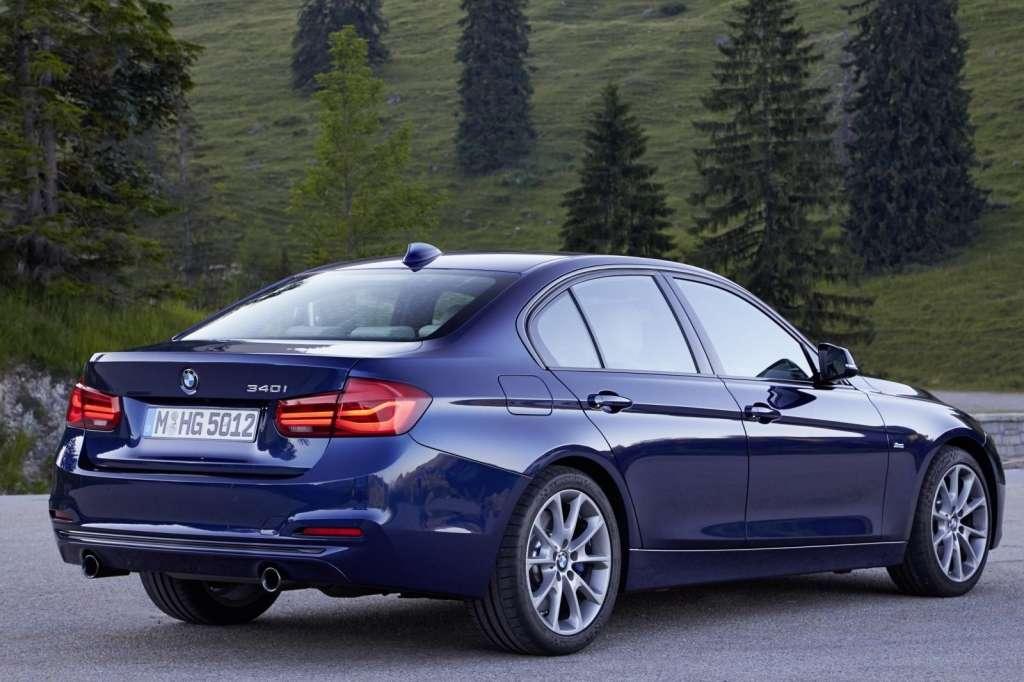 Nowe BMW Serii 3 wakacyjny facelifting • AutoCentrum.pl