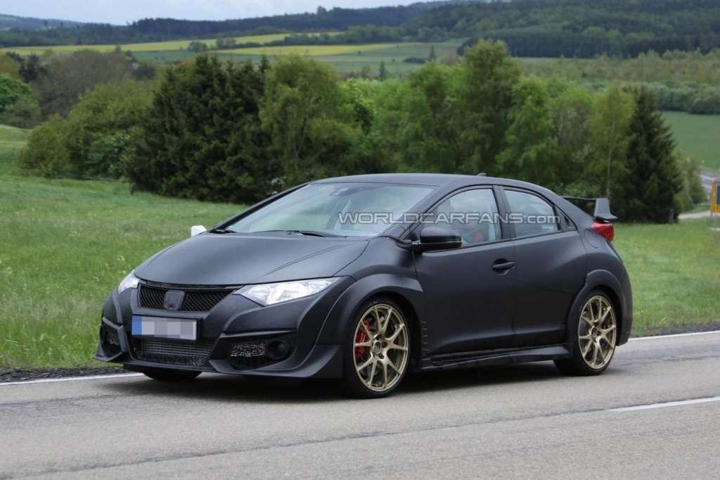 Honda Civic TypeR wypatrzona bez kamuflażu • AutoCentrum.pl