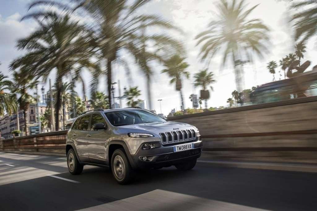 Jeep Cherokee zawitał do Polski ile kosztuje? • AutoCentrum.pl