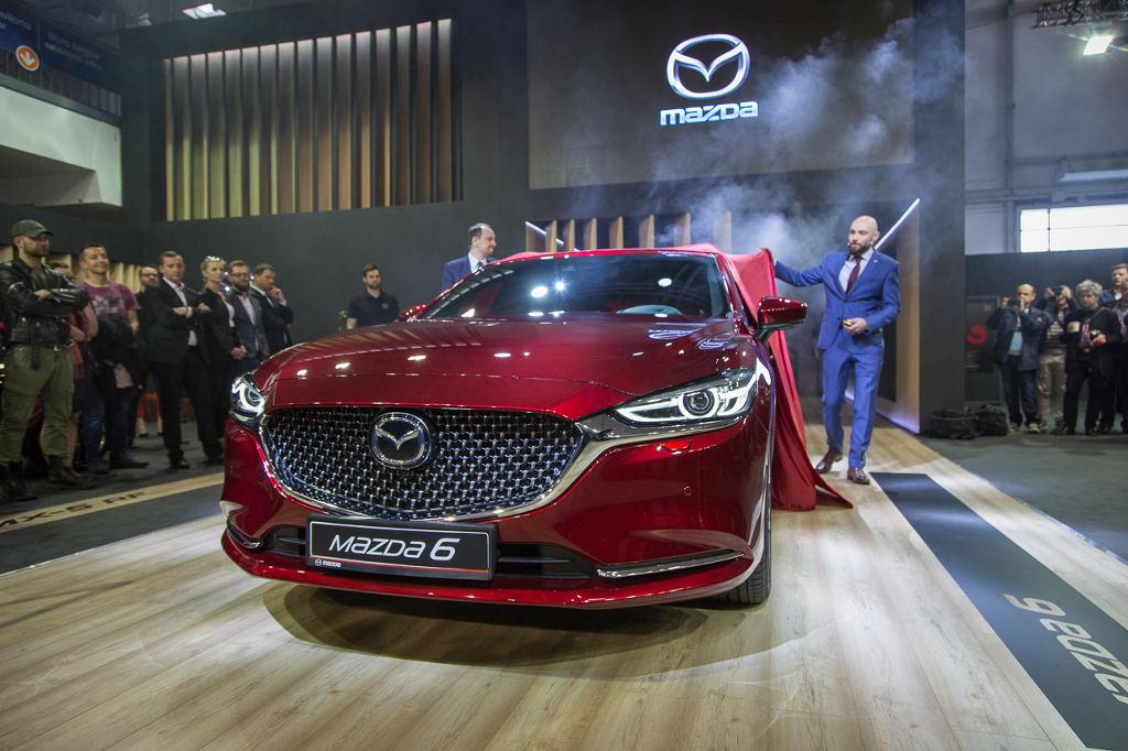 Odświeżona Mazda 6 debiutuje na polskim rynku • AutoCentrum.pl