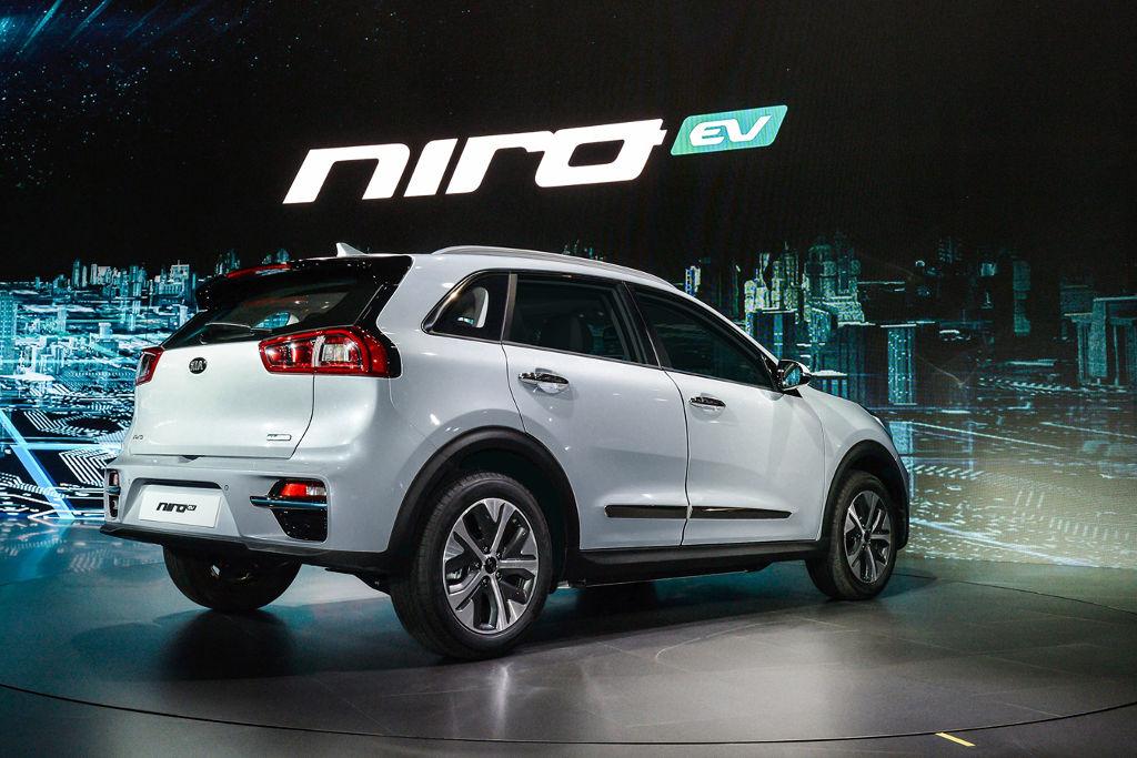 Elektryczna Kia Niro dołączy do dwóch hybryd • AutoCentrum.pl