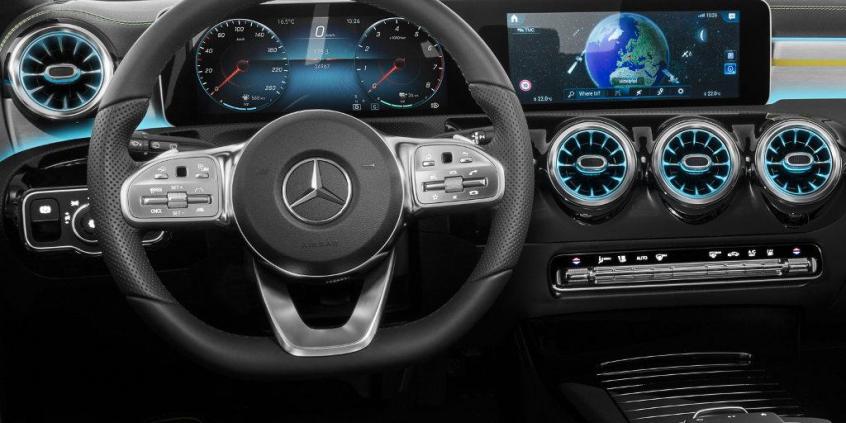 Mercedes zaprezentował wnętrze nowej A-klasy