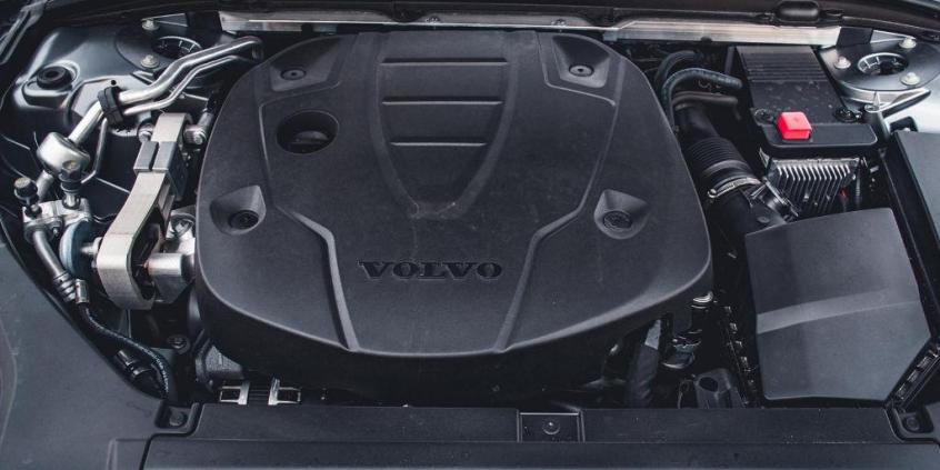 Nowe Volvo S60 bez diesla • AutoCentrum.pl