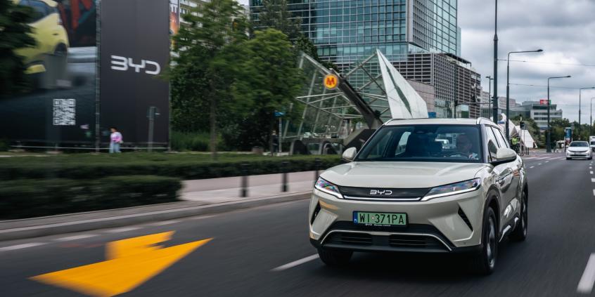 Chińskie koncerny zdobywają europejski rynek. Tesla, Mazda i Nissan w tyle