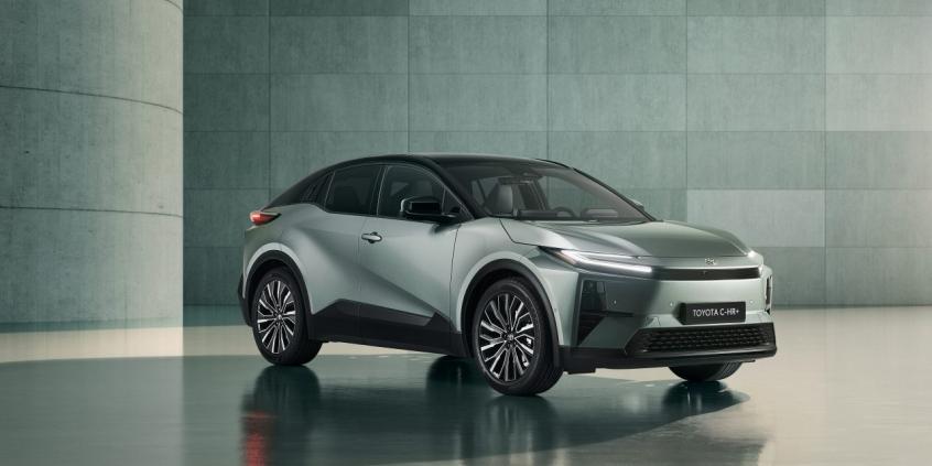 Elektryczny przełom w Toyocie – nowa C-HR+ z napędem 4x4 i mocą ponad 300 KM