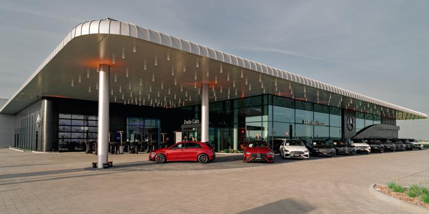 Przyszłość motoryzacji w zasięgu ręki – najnowocześniejszy salon Duda-Cars pod Lesznem już otwarty!