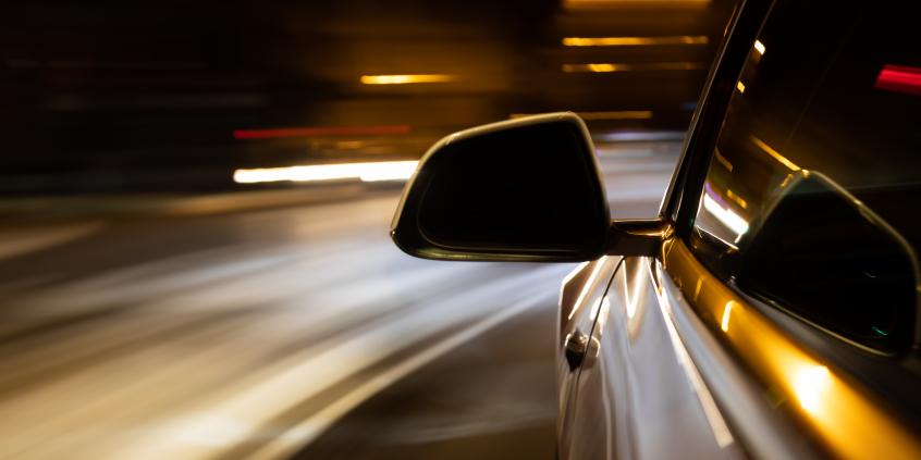 Nowy rekordzista? 18-latek w BMW stracił prawo jazdy, zanim zdążył je odebrać