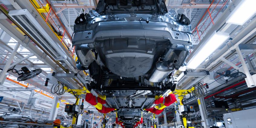 Dopłaty do aut elektrycznych tylko za unijne części. Komisja Europejska szykuje nowe wymogi