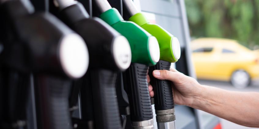 Chaos na stacjach. Francja walczy z brakiem paliwa