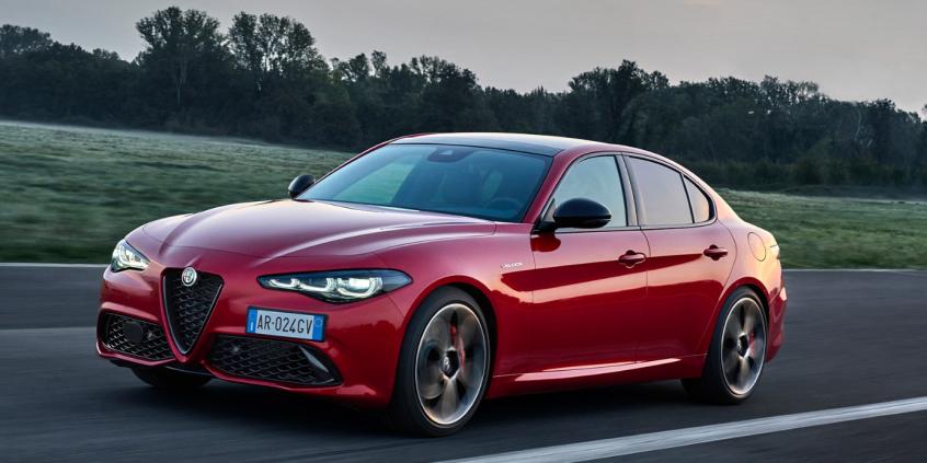 Alfa Romeo wydłuża życie Giulii i Stelvio. W Polsce pojawia się pakiet Performance