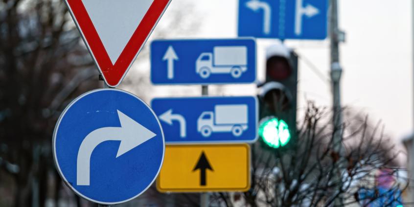 10 absurdów w polskim kodeksie drogowym. Eksperci od lat domagają się zmian
