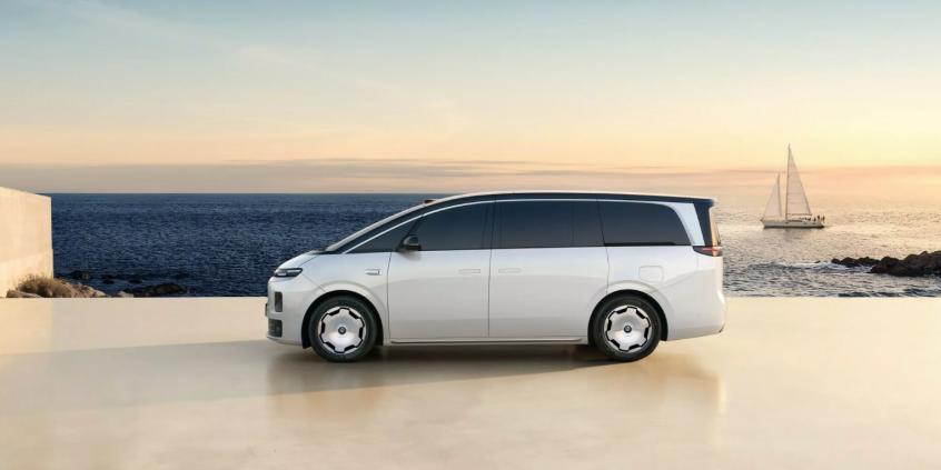 Nowy luksusowy van z Chin. Leapmotor D99 ma zasięg do 1160 km