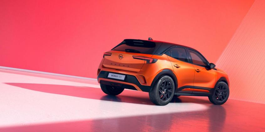 Opel odświeża Mokkę. Nowa wersja Yes przyciąga wzrok nietypowym kolorem