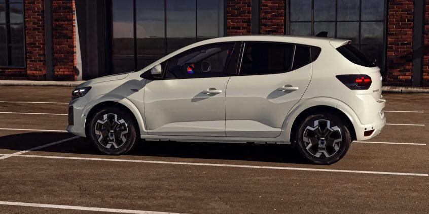 Dacia Sandero z LPG kosztuje 65 700 zł. Ma 122 KM i bogate wyposażenie