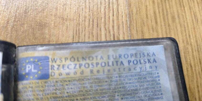 Przepisy się zmieniły, ale kierowcy wciąż się mylą. Kiedy trzeba mieć dowód rejestracyjny?