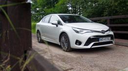 Toyota Avensis III Sedan Facelifting - galeria redakcyjna - prawy bok