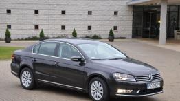 Volkswagen Passat B7 - galeria redakcyjna - prawy bok