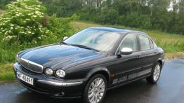 Jaguar X-Type 3.0 V6 231KM - galeria redakcyjna - widok z przodu