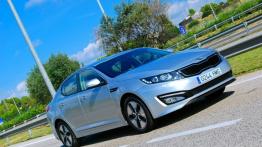 Kia Optima 2.0 DOHC HYBRID 190KM - galeria redakcyjna - widok z przodu