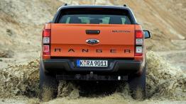 Ford Ranger 2012 - polska prezentacja - tył - reflektory wyłączone