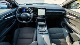 Test: Renault Espace E-Tech full hybrid esprit Alpine to zwykły, choć dobry rodzinny SUV. Jest jednak nadzieja