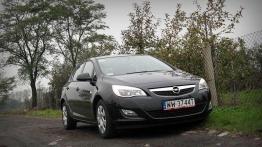 Skoda Rapid - co na to konkurencja?