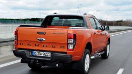 Ford Ranger 2012 - polska prezentacja - tył - reflektory wyłączone