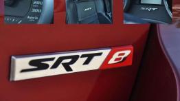 Jeep Grand Cherokee SRT8 - nic nie udaje