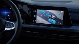 SILNA OFERTA - żaden samochód w klasie nie oferuje takiego wyboru napędów, co Golf ósmej generacji