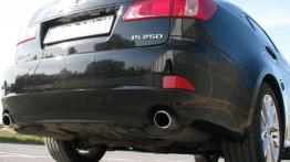 Lexus IS 250 - Moc dyskrecji