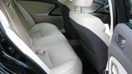 Lexus IS 250 - Moc dyskrecji