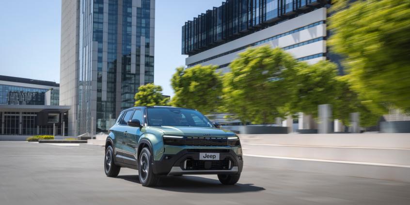 Jeep Avenger 1.2 Turbo vs Avenger e-Hybrid – Czy warto dopłacić do małego silnika elektrycznego w aucie miejskim?