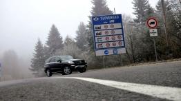 Mercedes Klasa M 2012 w Krynicy-Zdroju - widok z przodu